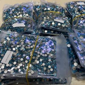 Aquamarine SS3 to SS30 Glass Flat Back Crystal Rhinestone For Cup Decoration